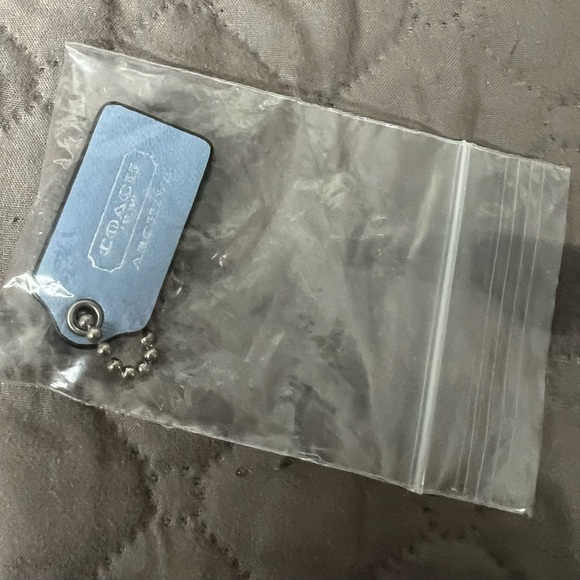 Authentic Coach Zipper Pull/Tag - Light Blue - Picture 6 of 8